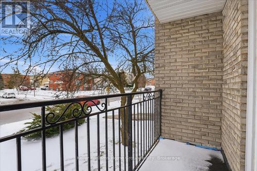 118 Chandler Drive, Kitchener, ON - Outdoor With Exterior