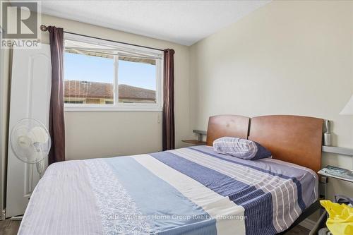 118 Chandler Drive, Kitchener, ON - Indoor Photo Showing Bedroom