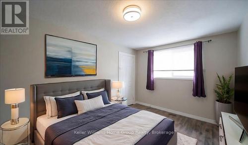 118 Chandler Drive, Kitchener, ON - Indoor Photo Showing Bedroom
