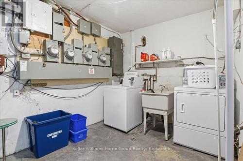 118 Chandler Drive, Kitchener, ON - Indoor Photo Showing Laundry Room