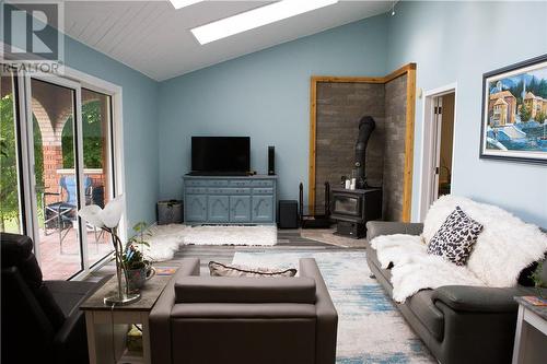 157 Emery Road, Gore Bay, ON - Indoor Photo Showing Living Room