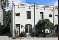 26 BELMONT STREET Toronto, ON M5R 1P8