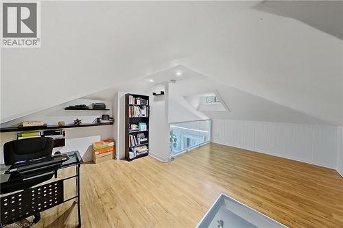 486 East 38Th Street, Hamilton, ON - Indoor Photo Showing Other Room