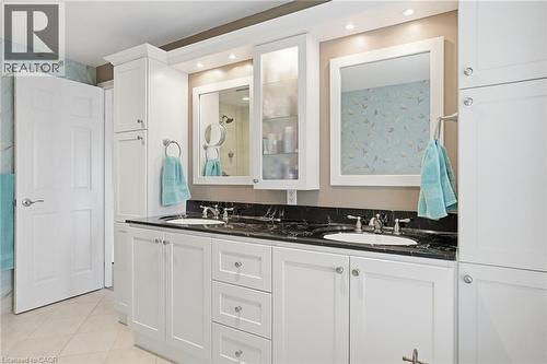 3192 Colebrook Court, Mississauga, ON - Indoor Photo Showing Bathroom