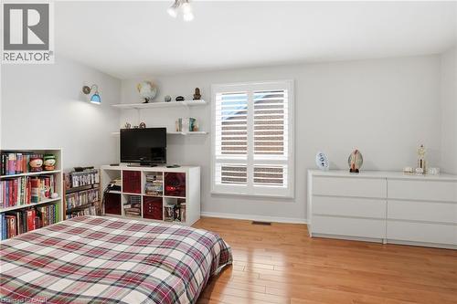 3192 Colebrook Court, Mississauga, ON - Indoor Photo Showing Bedroom