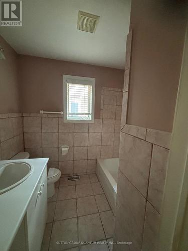 61 Forest Avenue, Mississauga, ON - Indoor Photo Showing Bathroom