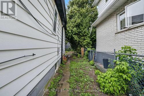 86 Adair Avenue S, Hamilton, ON - Outdoor