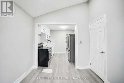 86 Adair Avenue S, Hamilton, ON - Indoor Photo Showing Other Room