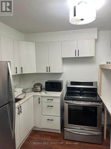 2551 Hurontario Street, Mississauga, ON 