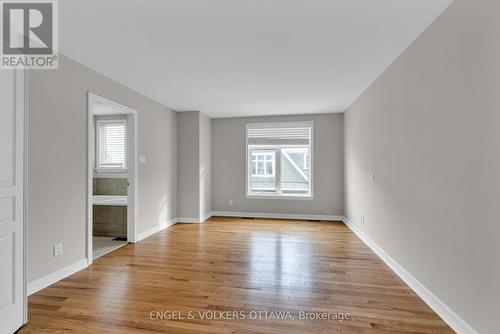145 Manorhill Private, Ottawa, ON - Indoor Photo Showing Other Room
