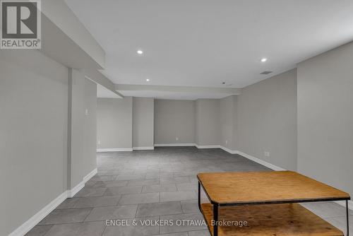 145 Manorhill Private, Ottawa, ON - Indoor Photo Showing Other Room