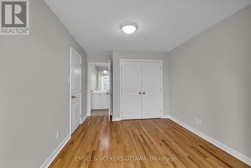 145 Manorhill Private, Ottawa, ON - Indoor Photo Showing Other Room