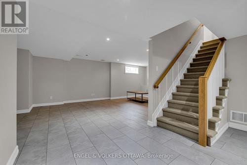 145 Manorhill Private, Ottawa, ON - Indoor Photo Showing Other Room