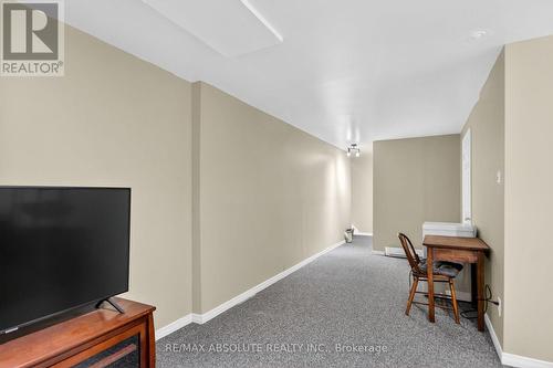 231 Harriot Private, Ottawa, ON - Indoor Photo Showing Other Room