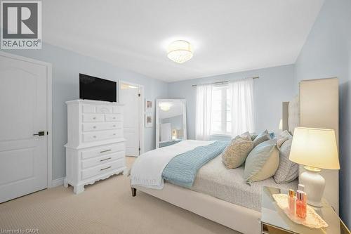 3140 Edgar Avenue, Burlington, ON - Indoor Photo Showing Bedroom