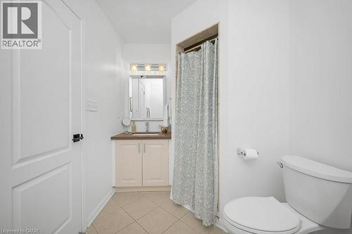 Lovely 4 PC Ensuite w/separate shower - 3140 Edgar Avenue, Burlington, ON - Indoor Photo Showing Bathroom