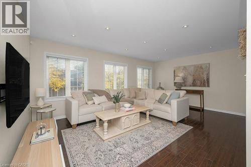 Spacious & Bright Great Room w/Eng. Hardwood - 3140 Edgar Avenue, Burlington, ON - Indoor Photo Showing Living Room