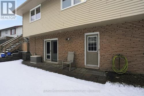 1995 Kerns Road, Burlington, ON - Outdoor With Exterior