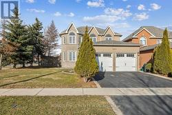 3561 OLD ORCHARD PARK DRIVE  Mississauga, ON L5B 4E3