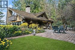 6035 EAGLERIDGE DRIVE  West Vancouver, BC V7W 1W7