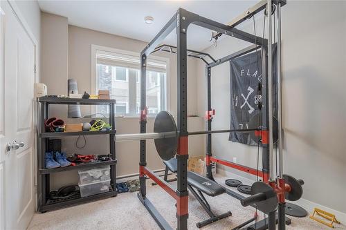 20 37 Willow Street, Mitchell, MB - Indoor Photo Showing Other Room