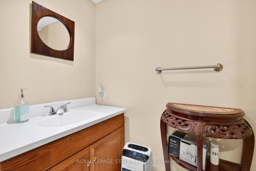 106 Wendover Drive, Hamilton, ON 