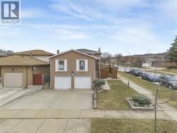 2 ENVOY Boulevard  Hamilton, ON L8G 4N1