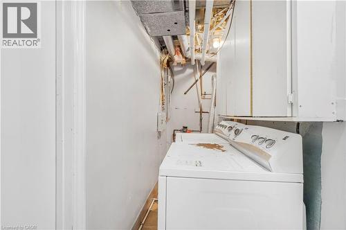 2 Envoy Boulevard, Hamilton, ON - Indoor Photo Showing Laundry Room