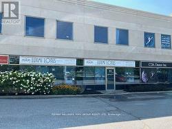 11 - 125 DON HILLOCK DRIVE  Aurora, ON L4G 0H8