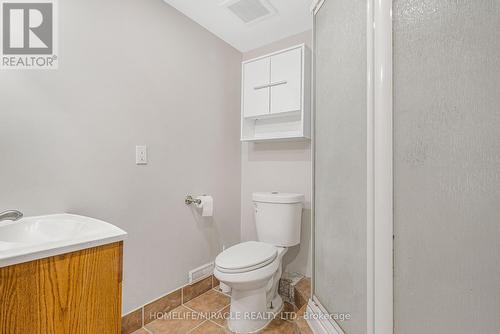2 Envoy Boulevard, Hamilton, ON - Indoor Photo Showing Bathroom