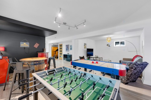Salle familiale - 777 Rue Des Plaines, Saint-Eustache, QC - Indoor Photo Showing Other Room