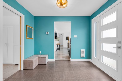 Hall d'entrée/Vestibule - 777 Rue Des Plaines, Saint-Eustache, QC - Indoor Photo Showing Other Room