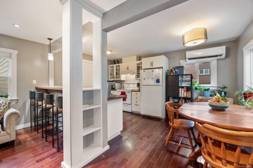 3328 Third St, Cumberland, BC 