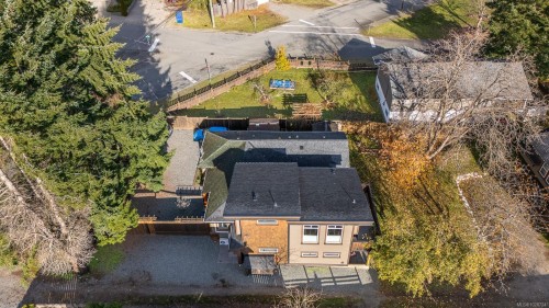 3328 Third St, Cumberland, BC 
