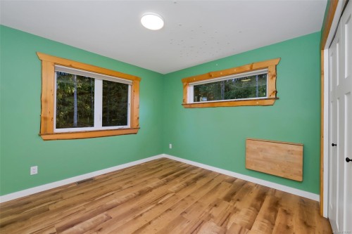 1696 Peerless Rd, Cobble Hill, BC 