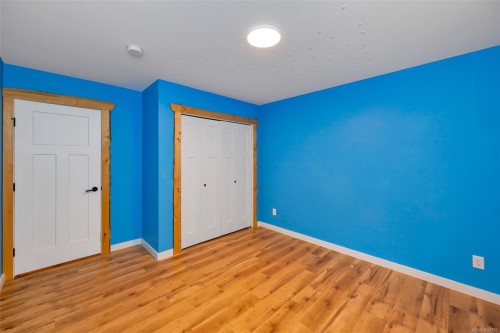 1696 Peerless Rd, Cobble Hill, BC 