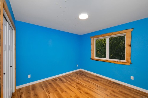 1696 Peerless Rd, Cobble Hill, BC 