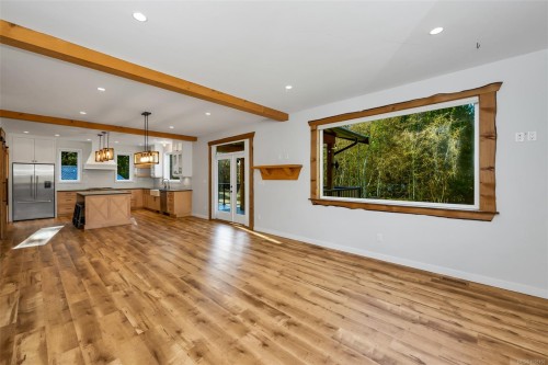 1696 Peerless Rd, Cobble Hill, BC 