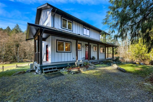 1696 Peerless Rd, Cobble Hill, BC 