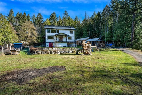 1696 Peerless Rd, Cobble Hill, BC 