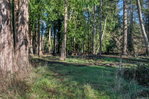 1696 Peerless Rd, Cobble Hill, BC 