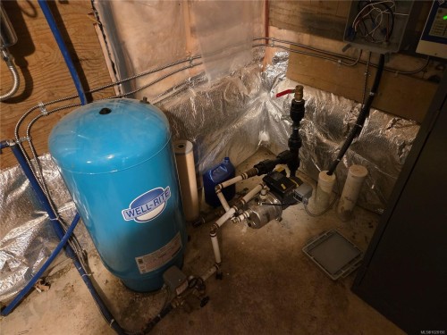 1696 Peerless Rd, Cobble Hill, BC 