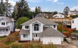 2962 Glenora Rd  Duncan, BC V9L 6R7