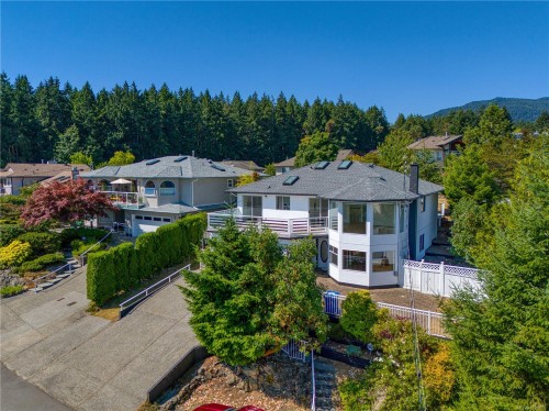 369 Trinity Dr, Nanaimo, BC 