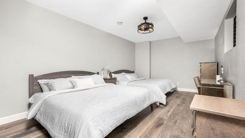 2328 Arthur Court, Kelowna, BC - Indoor Photo Showing Bedroom