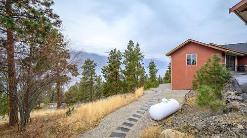 2328 Arthur Court, Kelowna, BC - Outdoor