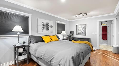 112 Walker Road, Clearwater, BC - Indoor Photo Showing Bedroom