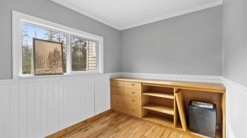 112 Walker Road, Clearwater, BC - Indoor Photo Showing Other Room