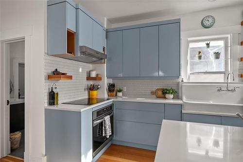 702 Beresford Ave, Winnipeg, MB 