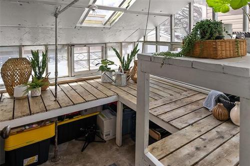 702 Beresford Ave, Winnipeg, MB 